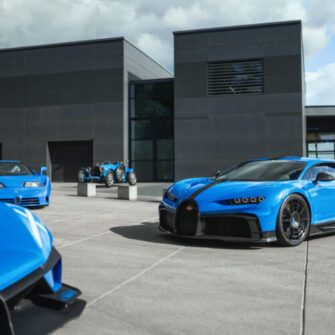 02-BUGATTI_French-Racing-Blue-500x500-1.jpg