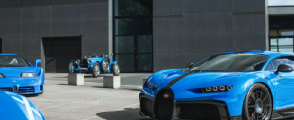 02-BUGATTI_French-Racing-Blue-500x500-1.jpg